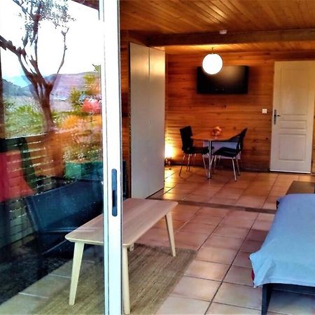Studio 32M2 - Dans Propriete Avec Vue Imprenable Sur Le Lac Du Salagou Liausson Kültér fotó